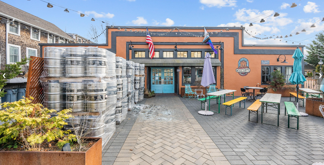 141 Bradford Street, Provincetown, MA