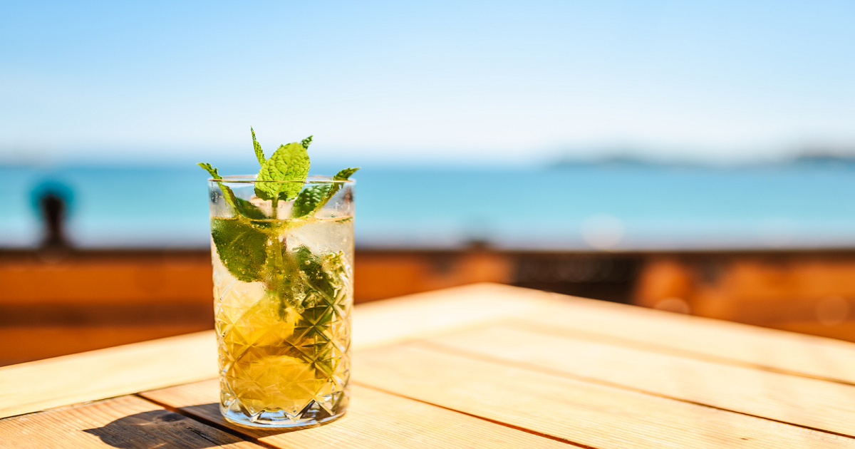 Landmark Oceanfront Seafood Restaurant & bar w/Real Estate